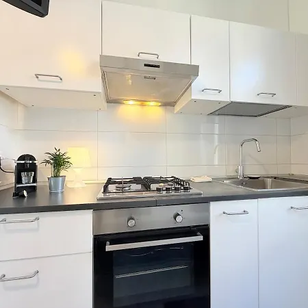 2 Min From Porta Nuova - Modern *